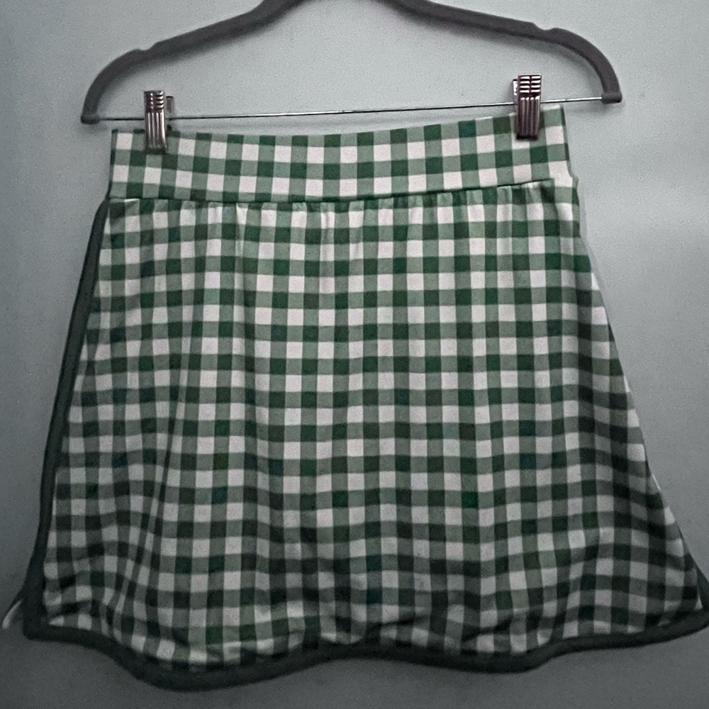 Tuckernuck Green and White Golf Skirt